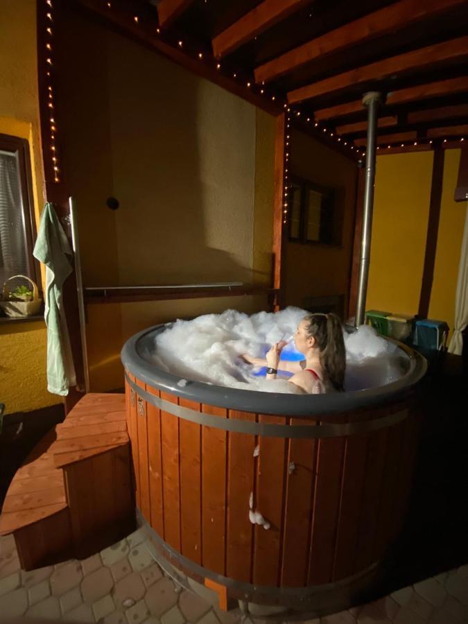 Privat U Zdenky Hotel Tvrdosin Eksteriør billede