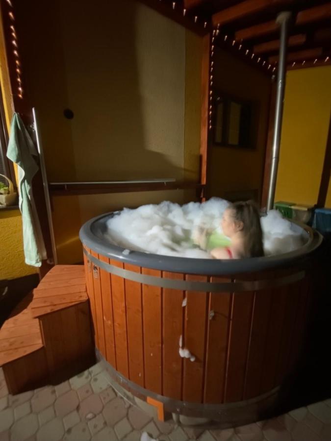 Privat U Zdenky Hotel Tvrdosin Eksteriør billede