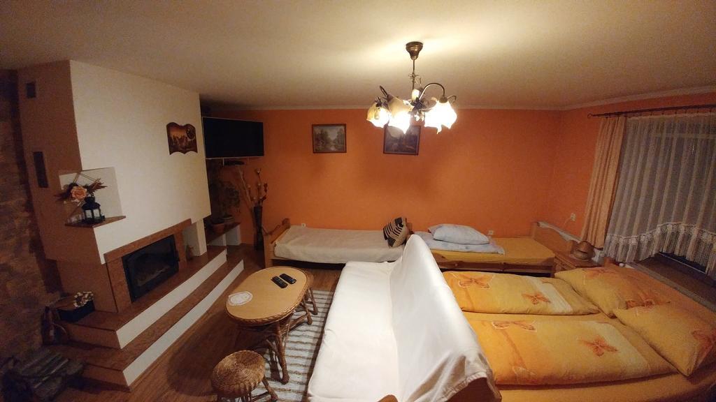 Privat U Zdenky Hotel Tvrdosin Eksteriør billede