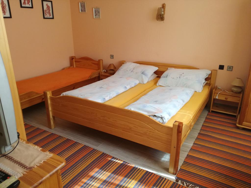 Privat U Zdenky Hotel Tvrdosin Eksteriør billede